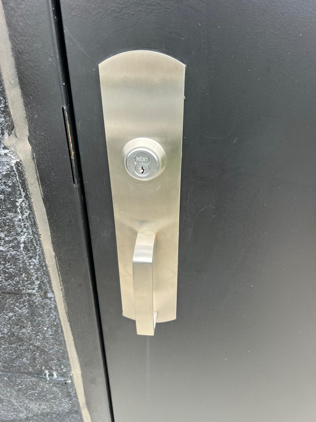 Commercial Install Hardware Commercial lockset fitted with a BEST interchangeable core cylinder