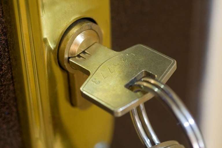 house lock and key