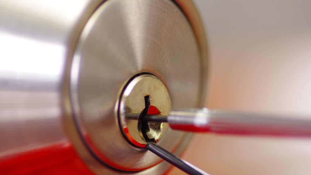 Residential building lockout. Home lockout.